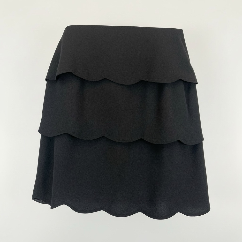Adrienne Vittadini Scallop Layered Mini Skirt Size 10 Office Business Dressy